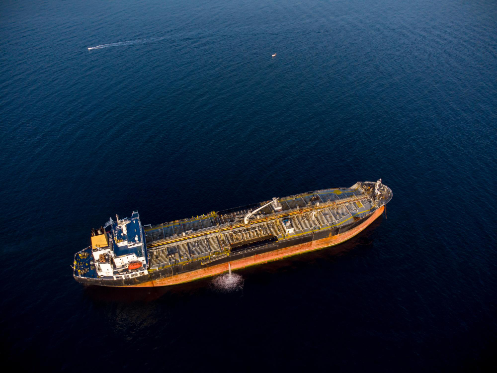 Oil Prices Jump as Strait of Hormuz Disruption Raises Global Inflation Risks