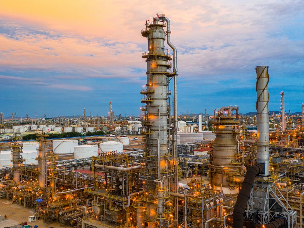 Oil Soars Above $100 as Iran War Deepens Supply Fears